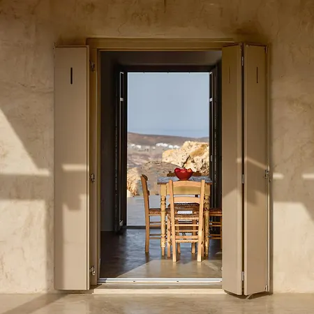 Great View, Small Villa *