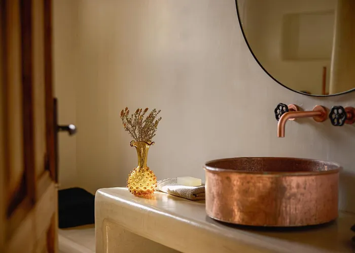 Great View, Small Villa *